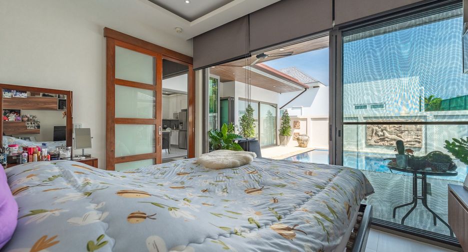 For sale 3 bedrooms villa in Mueang Phuket, Phuket
