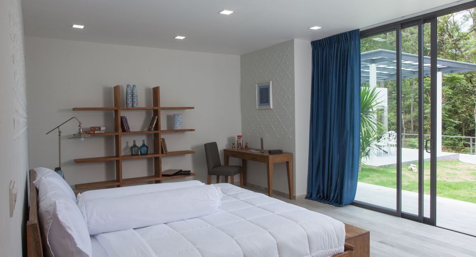 For sale and for rent 4 bedrooms villa in Kathu, Phuket