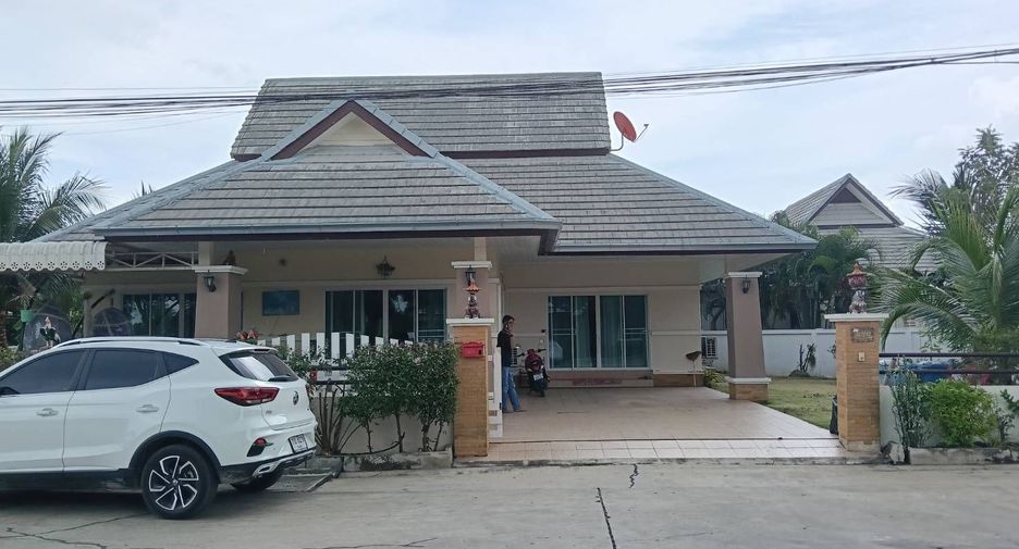 For sale and for rent 3 bedrooms house in Hua Hin, Prachuap Khiri Khan