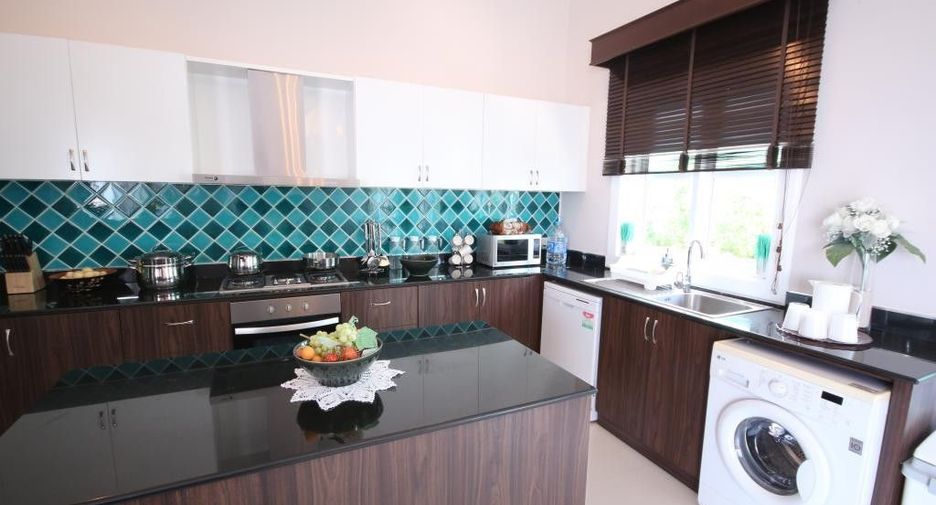 For rent 3 bedrooms villa in Hua Hin, Prachuap Khiri Khan