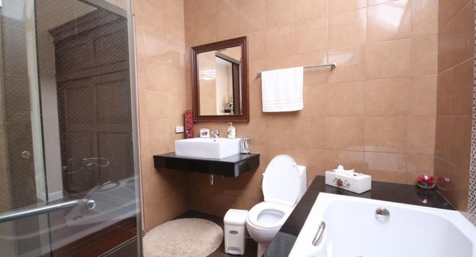 For rent 3 bedrooms villa in Hua Hin, Prachuap Khiri Khan