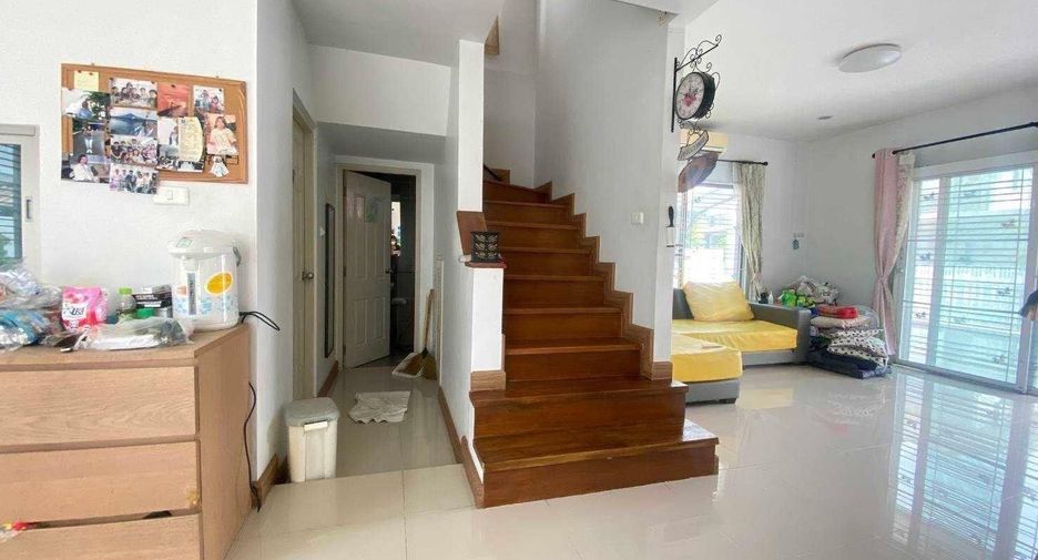 For sale 3 bedrooms house in Si Racha, Chonburi