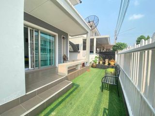 For sale 3 ベッドルーム house in Si Racha, Chonburi