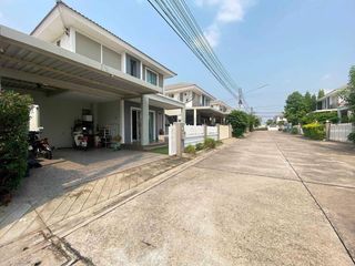 For sale 3 ベッドルーム house in Si Racha, Chonburi
