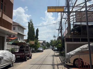 For sale retail Space in Bang Sue, Bangkok