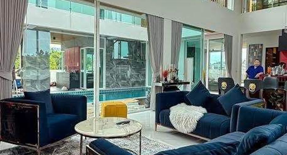 For rent 5 bedrooms villa in Cha Am, Phetchaburi