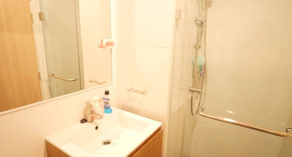 For sale 1 bed condo in Bang Na, Bangkok