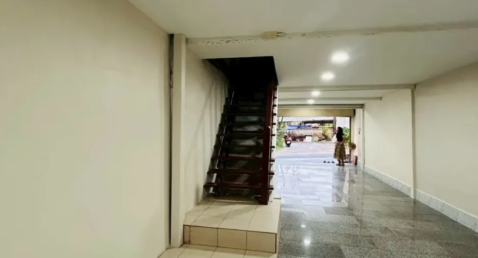 出售 和 出租 2 卧室 独立屋 在 Mueang Chon Buri, Chon Buri