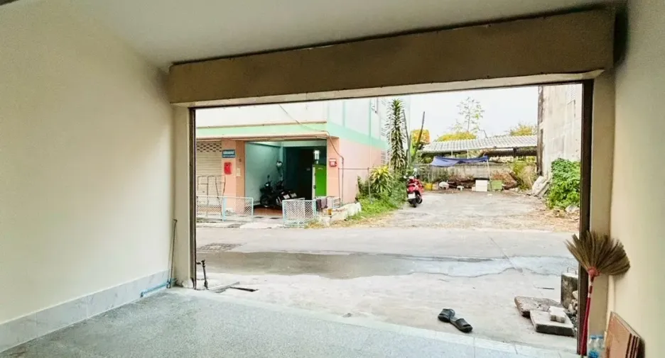 出售 和 出租 2 卧室 独立屋 在 Mueang Chon Buri, Chon Buri