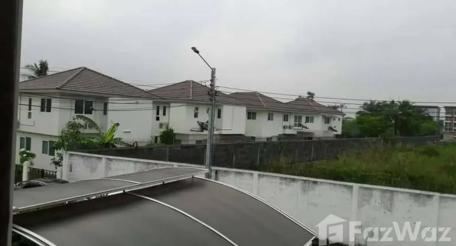 Casa en alquiler de 3 habitaciones en Bang Kruai, Nonthaburi