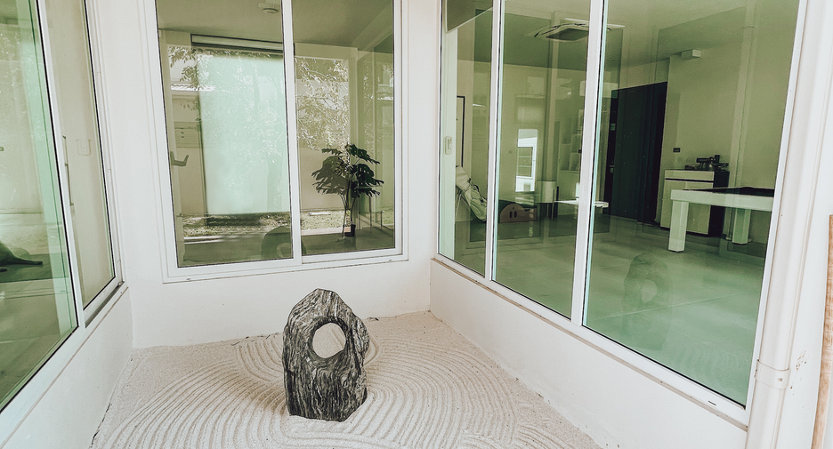 For sale 5 bedrooms house in Mueang Chiang Mai, Chiang Mai