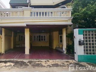 Casa en venta de 4 habitaciones en Yan Nawa, Bangkok