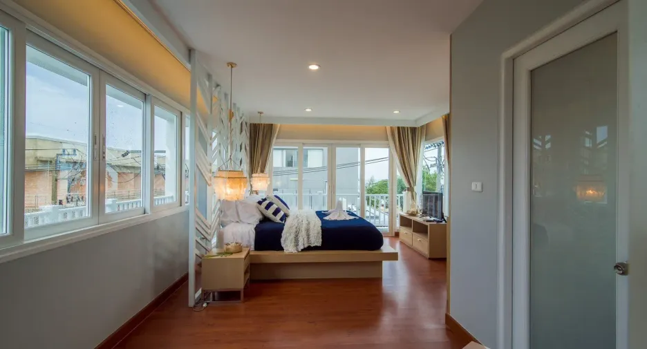 À vendre 4 chambres villa à Cha Am, Phetchaburi
