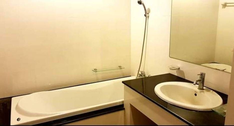 For sale and for rent 1 bed condo in Watthana, Bangkok