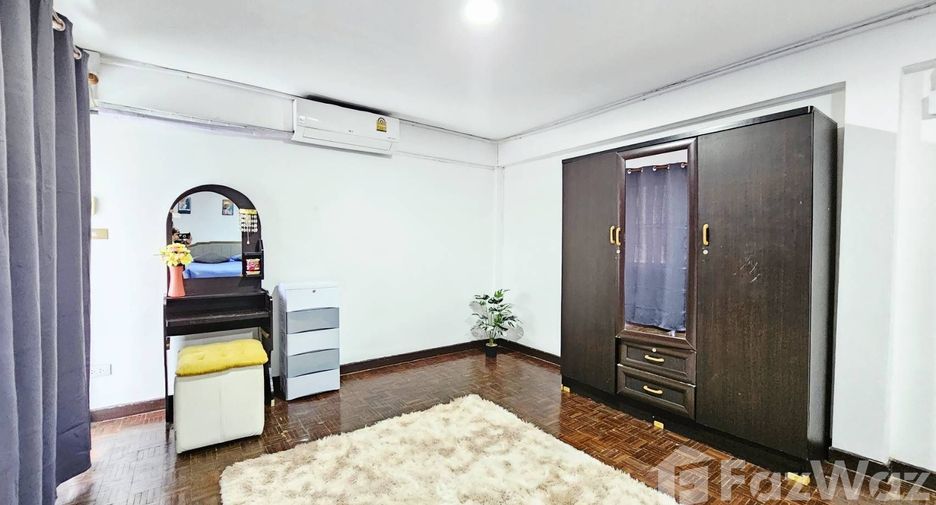 Reihenhaus zur Miete mit 3 Zimmer in Mueang Chiang Mai, Chiang Mai