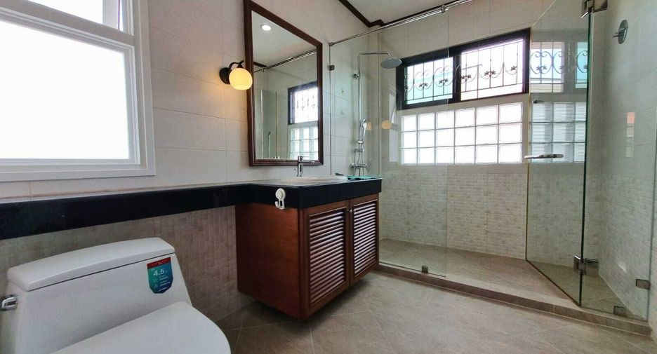 For rent 4 bedrooms house in Thalang, Phuket