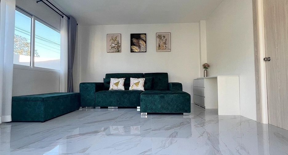 Villa zum Kauf mit 6 Zimmer in San Sai, Chiang Mai