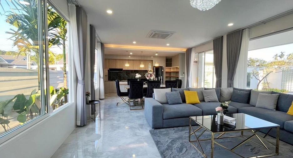 Villa zum Kauf mit 6 Zimmer in San Sai, Chiang Mai