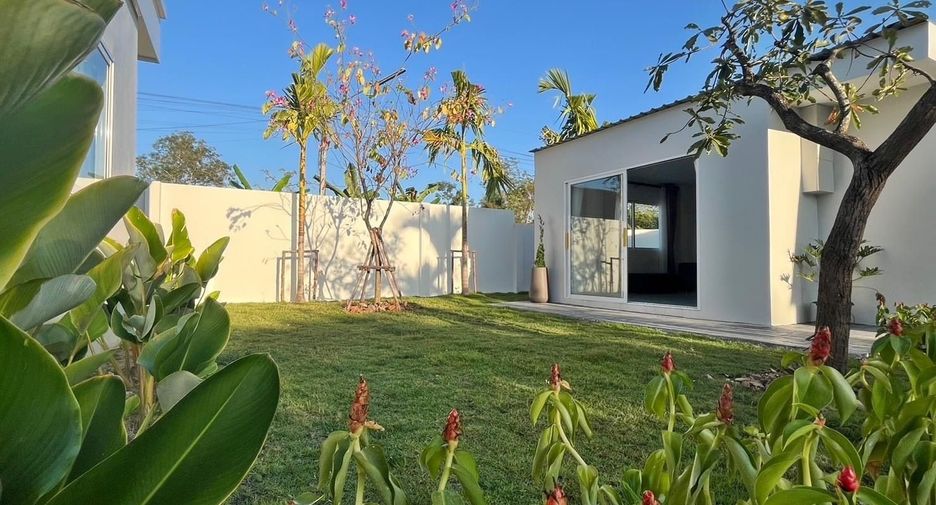 Villa zum Kauf mit 6 Zimmer in San Sai, Chiang Mai