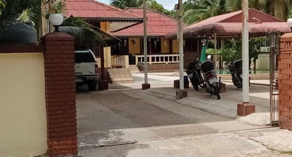 À vendre 6 chambres villa à Ko Samui, Surat Thani