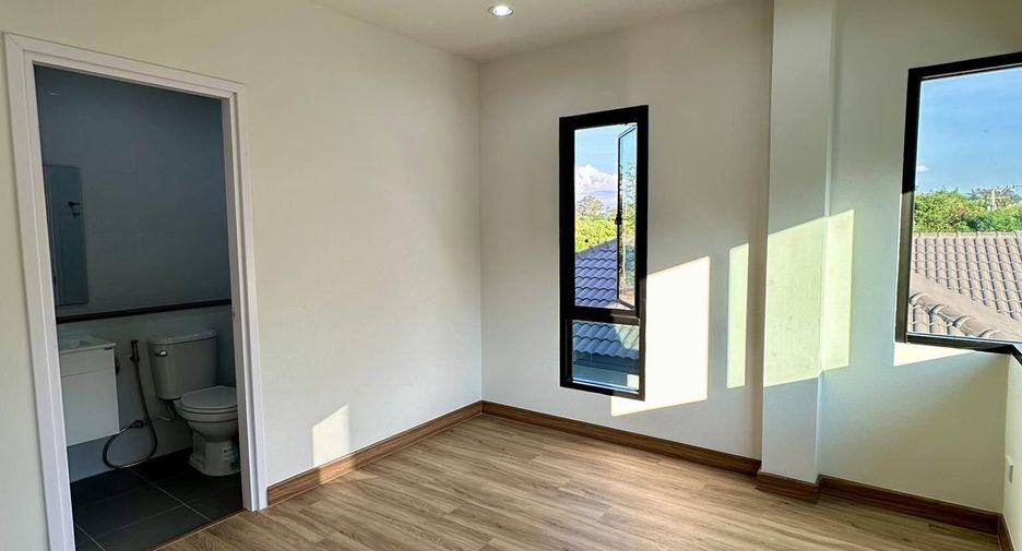 Haus zum Kauf mit 3 Zimmer in Saraphi, Chiang Mai