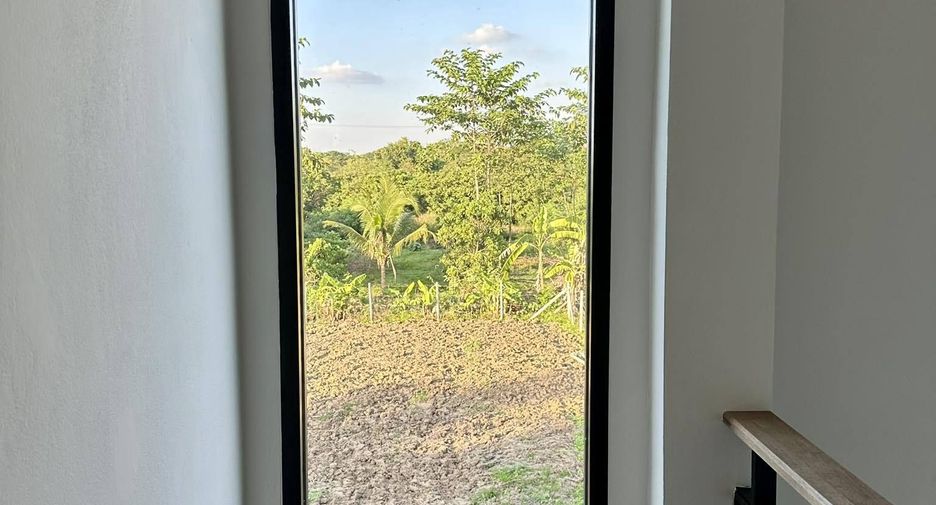 Haus zum Kauf mit 3 Zimmer in Saraphi, Chiang Mai