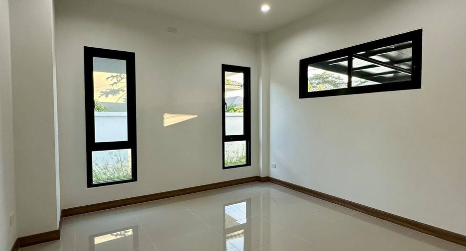 Haus zum Kauf mit 3 Zimmer in Saraphi, Chiang Mai