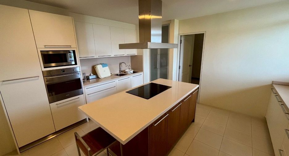 For rent 3 bedrooms condo in Hua Hin, Prachuap Khiri Khan