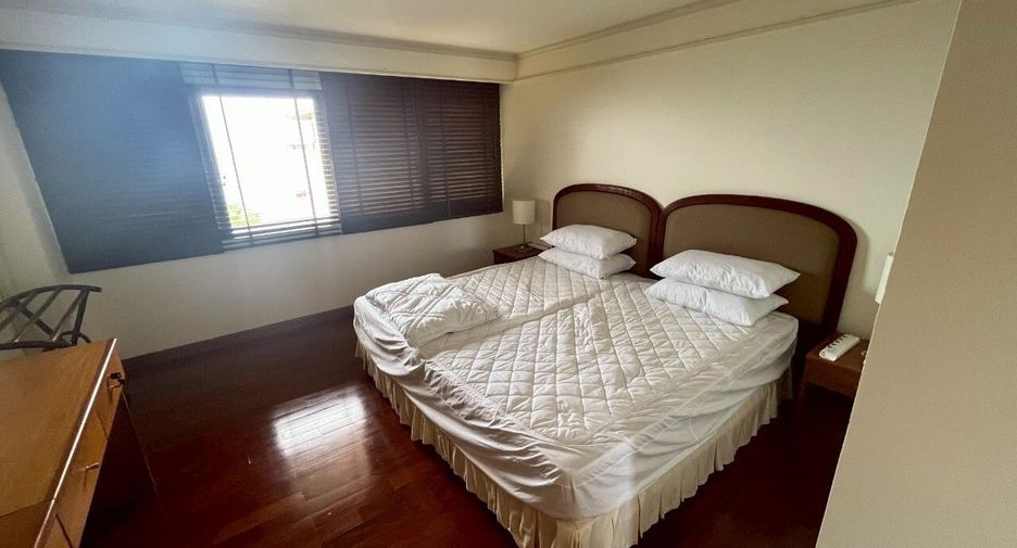 For rent 3 bedrooms condo in Hua Hin, Prachuap Khiri Khan