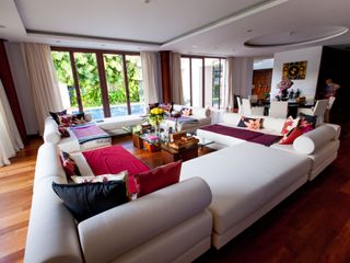 Villa zum Kauf mit 5 Zimmer in Mueang Phuket, Phuket