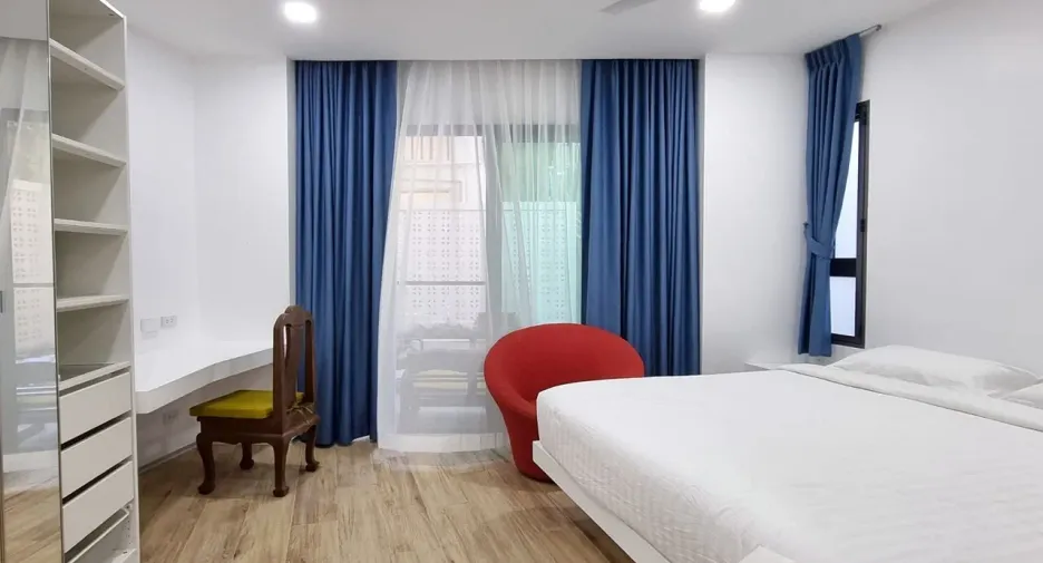 For rent 2 bedrooms apartment in Mueang Phuket, Phuket