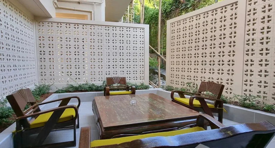 For rent 2 bedrooms apartment in Mueang Phuket, Phuket