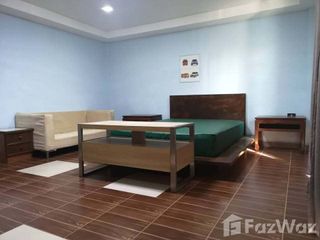 Casa adosada en venta de 14 habitaciones en Bang Na, Bangkok