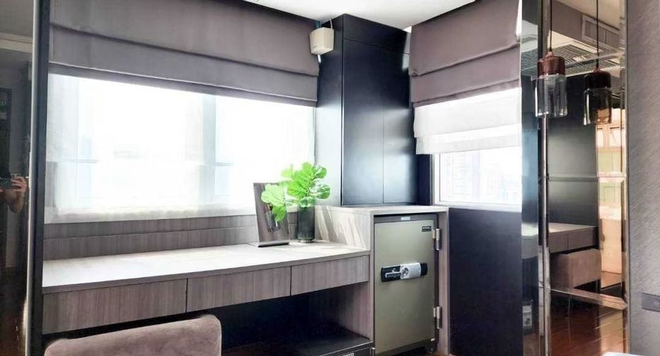 For sale and for rent 3 bedrooms condo in Khlong Toei, Bangkok