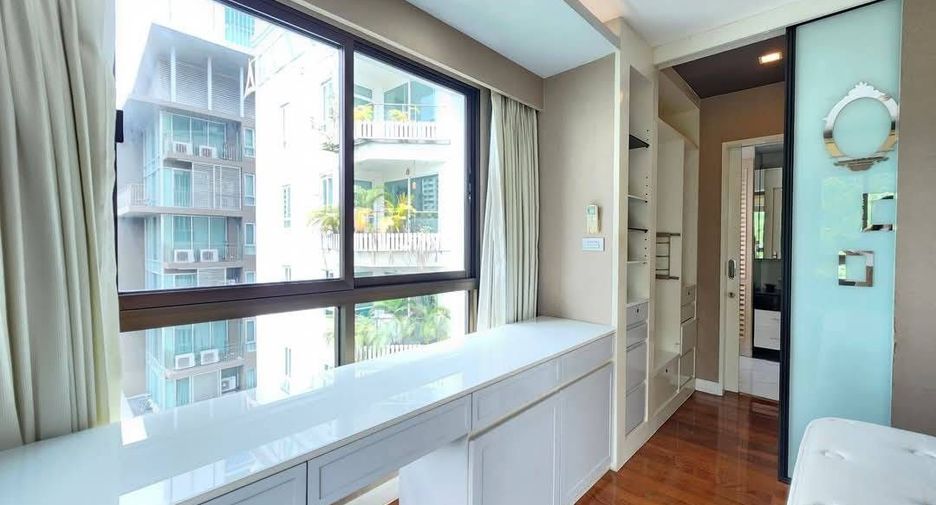 For sale and for rent 3 bedrooms condo in Sathon, Bangkok