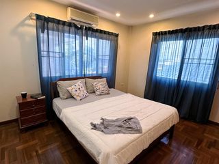 Haus zur Miete mit 4 Zimmer in Bang Lamung, Chonburi