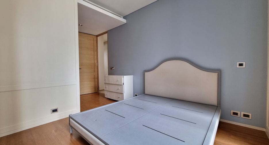 For sale and for rent 2 bedrooms condo in Sathon, Bangkok