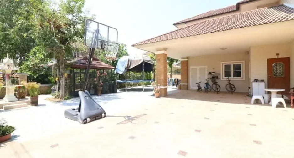 For sale 3 bedrooms house in San Sai, Chiang Mai