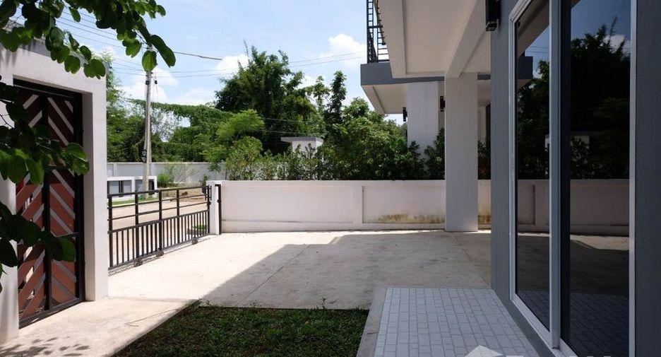 Casa en alquiler de 3 habitaciones en Hang Dong, Chiang Mai