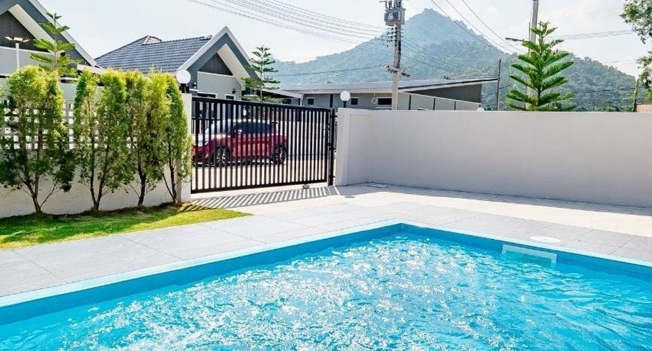 For sale 2 bedrooms house in Cha Am, Phetchaburi