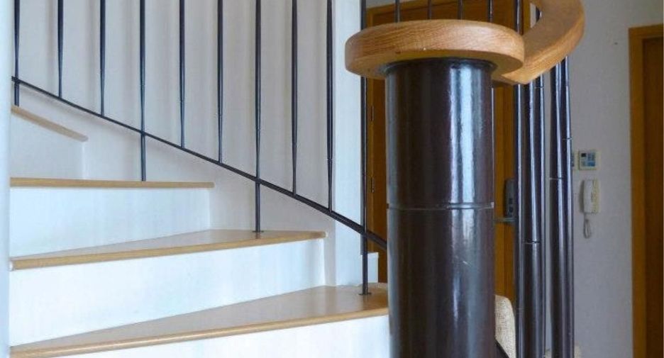 Condo en venta y en alquiler de 2 habitaciones en Khlong Toei, Bangkok