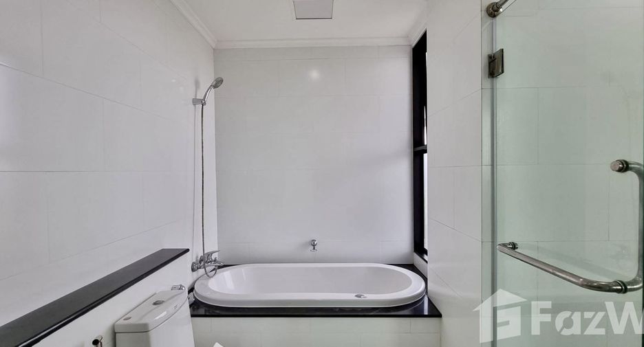 For sale and for rent 3 bedrooms condo in Bang Kho Laem, Bangkok
