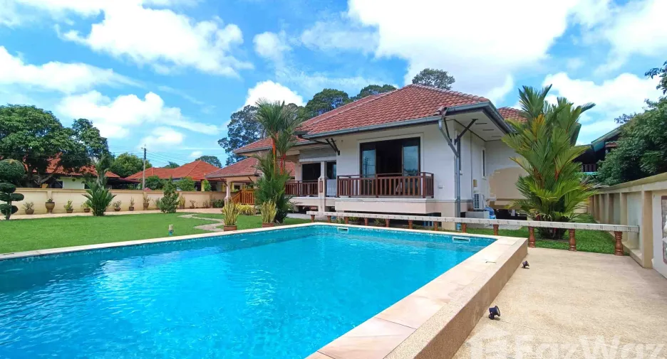 À vendre 2 chambres villa à Mueang Rayong, Rayong