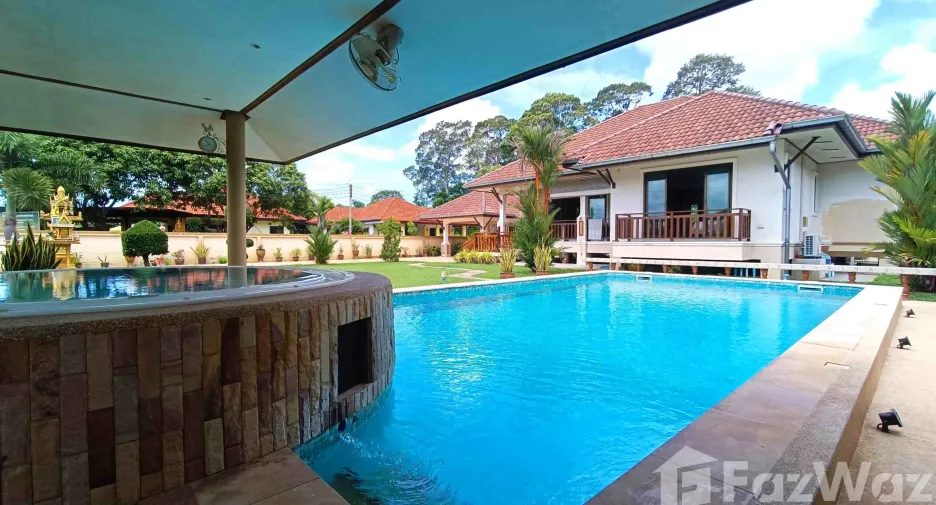 À vendre 2 chambres villa à Mueang Rayong, Rayong