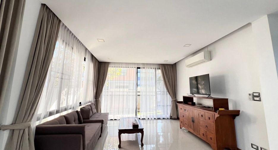 For rent 5 bedrooms villa in Mueang Chiang Mai, Chiang Mai