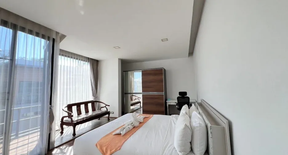 For rent 5 bedrooms villa in Mueang Chiang Mai, Chiang Mai