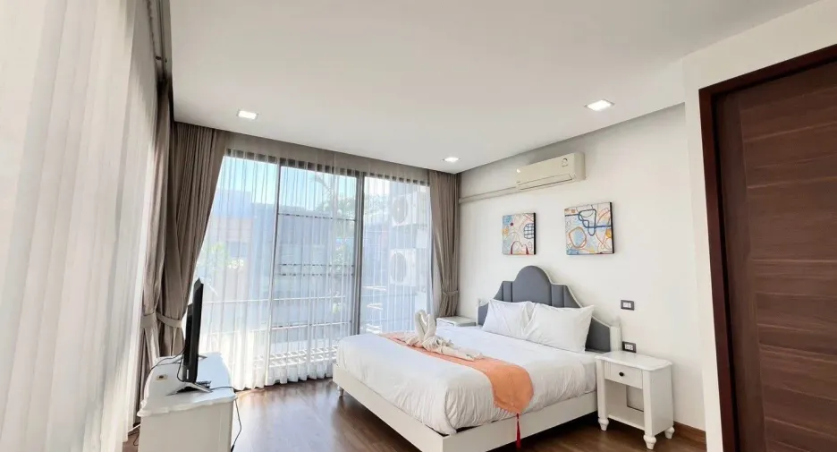 For rent 5 bedrooms villa in Mueang Chiang Mai, Chiang Mai