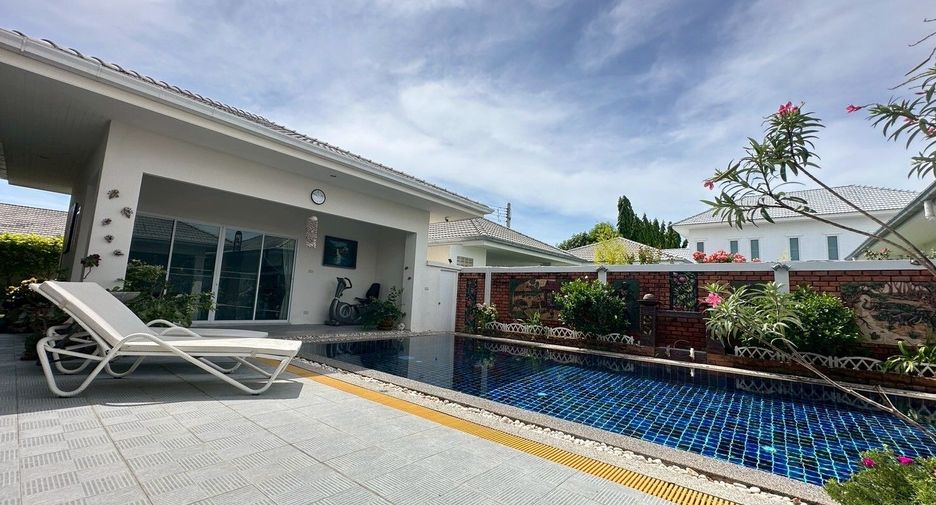 For sale 6 bedrooms villa in Hua Hin, Prachuap Khiri Khan