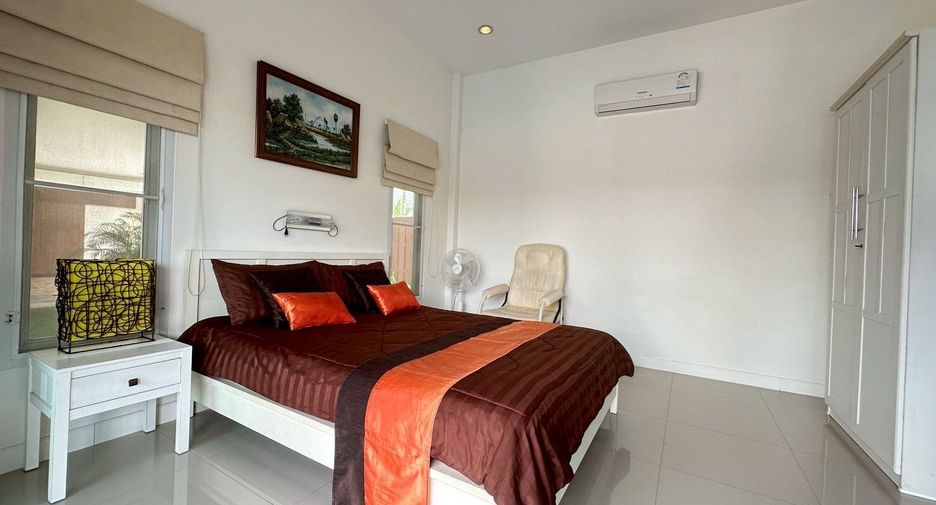 For sale 6 bedrooms villa in Hua Hin, Prachuap Khiri Khan