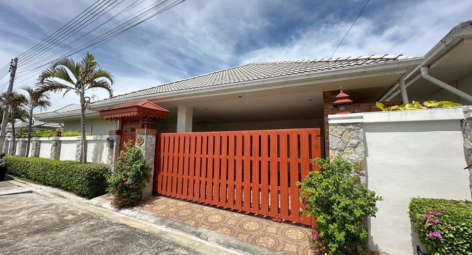 For sale 6 bedrooms villa in Hua Hin, Prachuap Khiri Khan